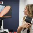Dermatoscopia digitală, FotoFinder, AI: cum s-a schimbat consultul dermatologic în clinicile moderne din Craiova