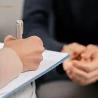 Căutați un psihoterapeut bun București? Daniel Ivan este soluția!