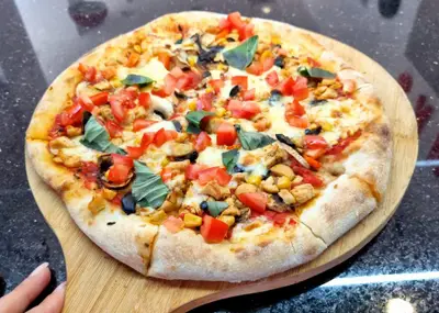 Boomerang Pizza