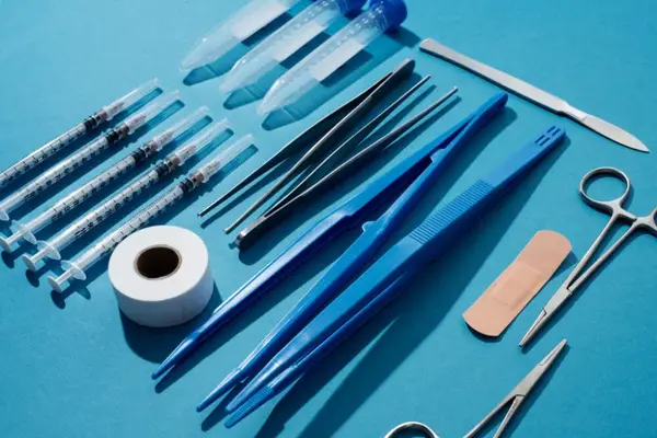 Asigură necesarul medical pentru orice intervenție cu MLM Medical